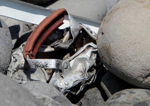 MH370 : de nouveaux débris pouvant appartenir à l'avion découverts - ảnh 1